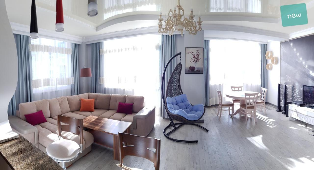 Sunrise Apartment Батуми Екстериор снимка